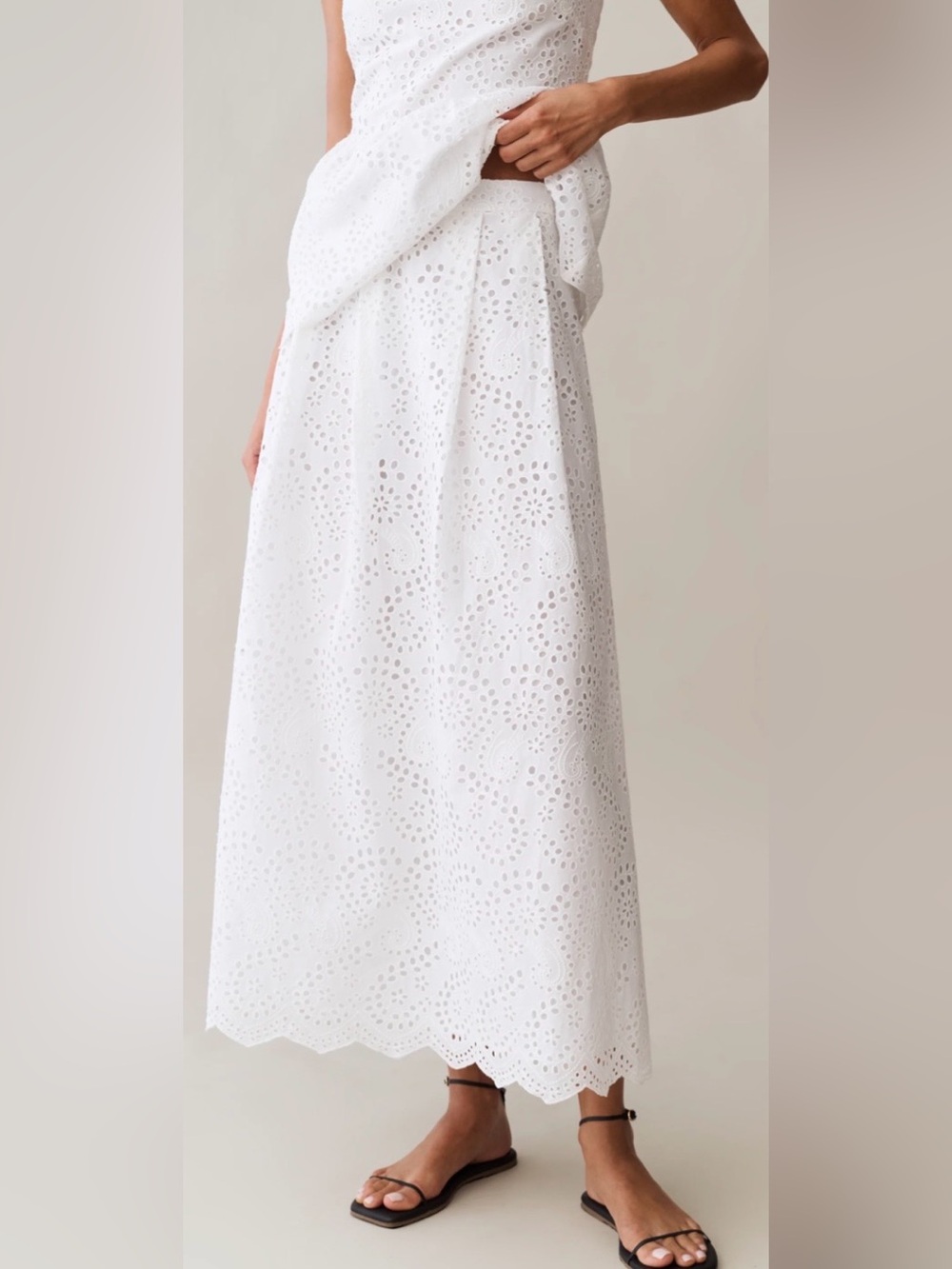 O.P.T. Teresa White Eyelet Cotton Maxi Skirt NWT Size 8